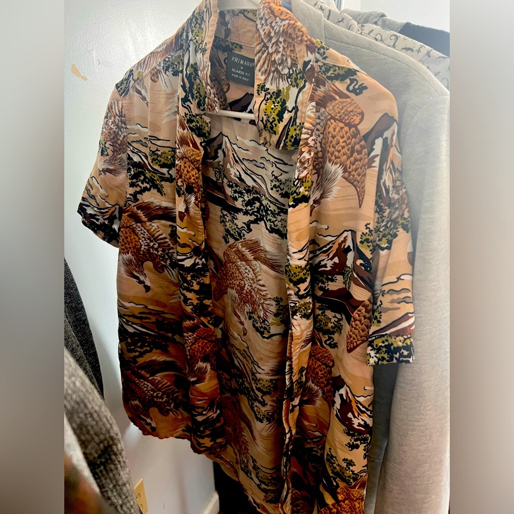 summer tropical shirt. Medium size